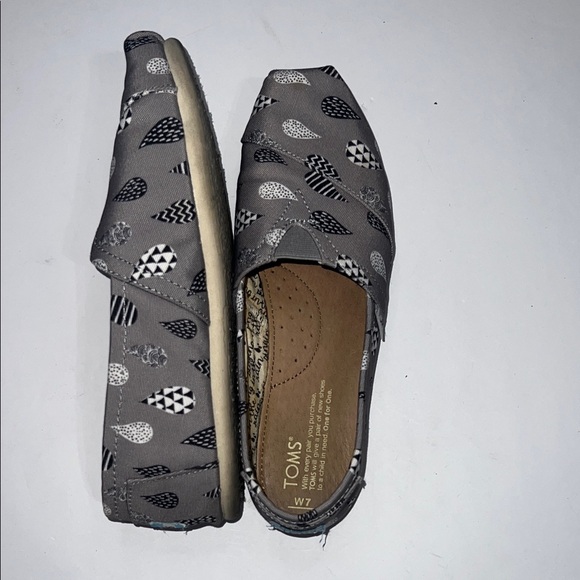Toms Black and White Patterned Gray Slip-Ons - Picture 5 of 10